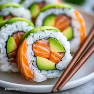 Maki Salmón Aguacate para 4 Personas